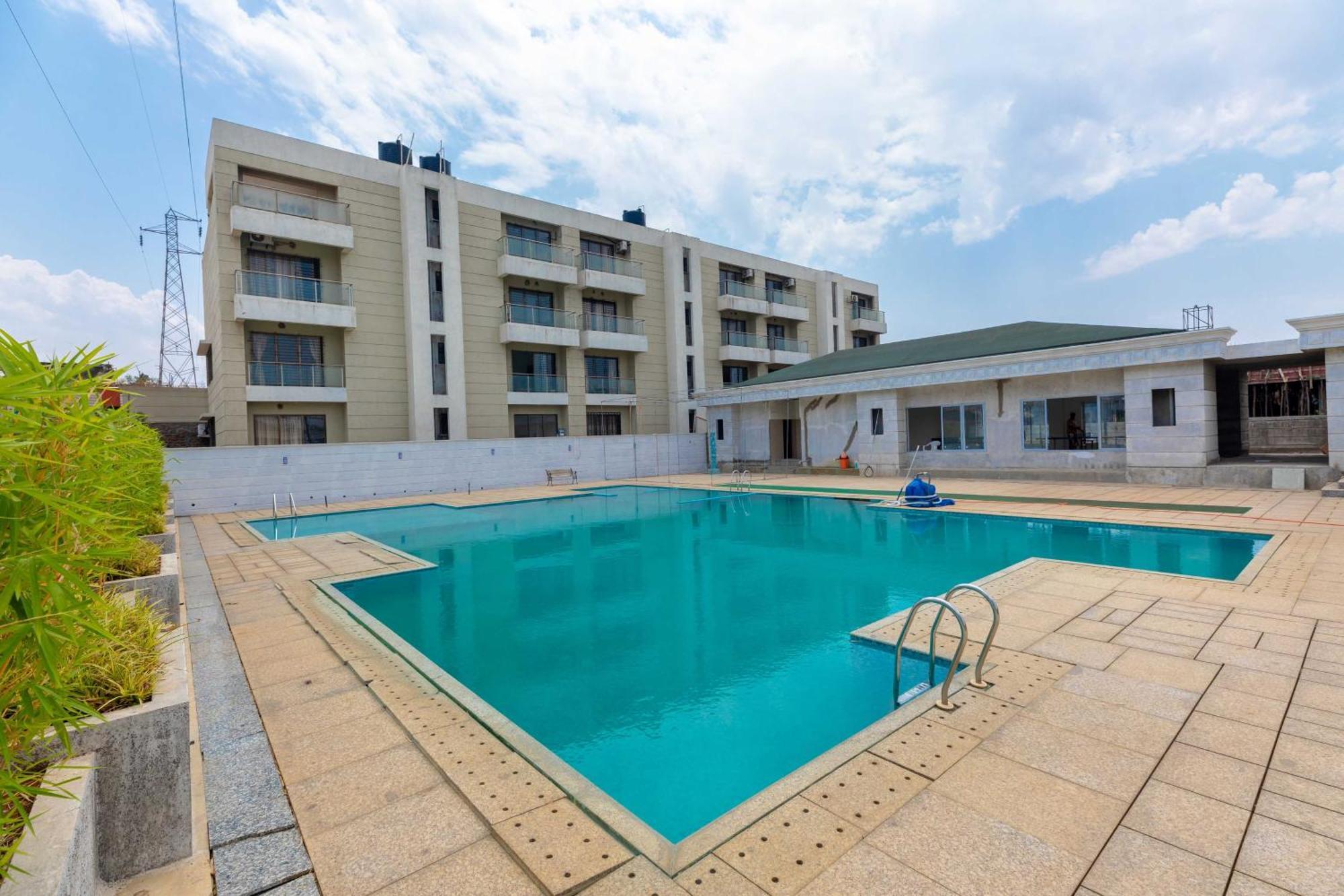 Vivaant Retreat And Conventions Hotel Igatpuri Eksteriør billede