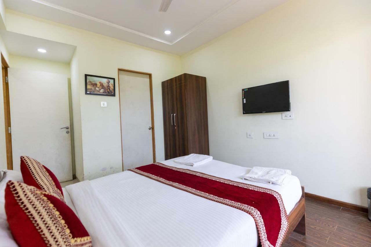 Vivaant Retreat And Conventions Hotel Igatpuri Eksteriør billede